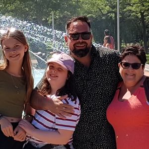 Meet your Posher, Regina